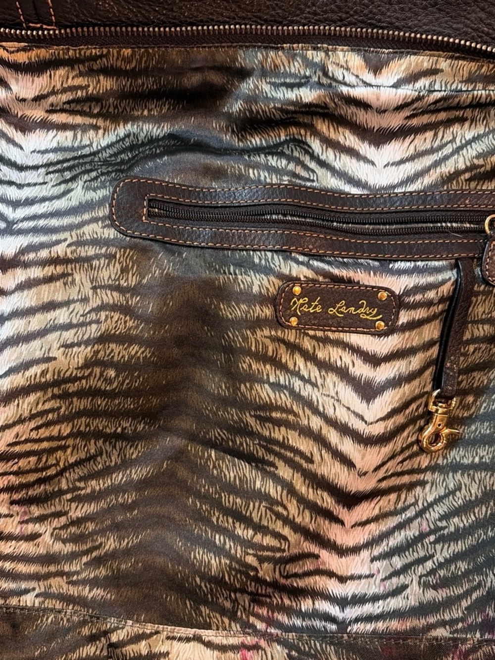 Women's Black Leather Shoulder Bag with Tortoiseshell Rings - Picture 4 of 9